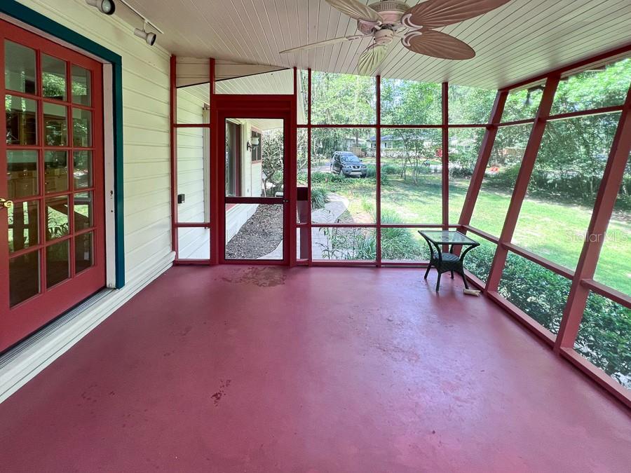HIBISCUS PARK - Residential Lease