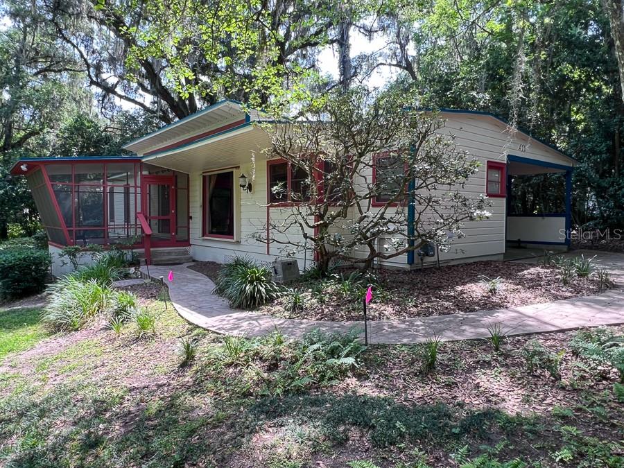 HIBISCUS PARK - Residential Lease