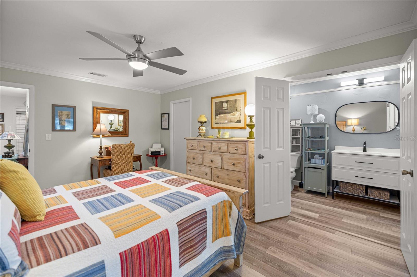 CUMBERLAND CIRCLE - Residential
