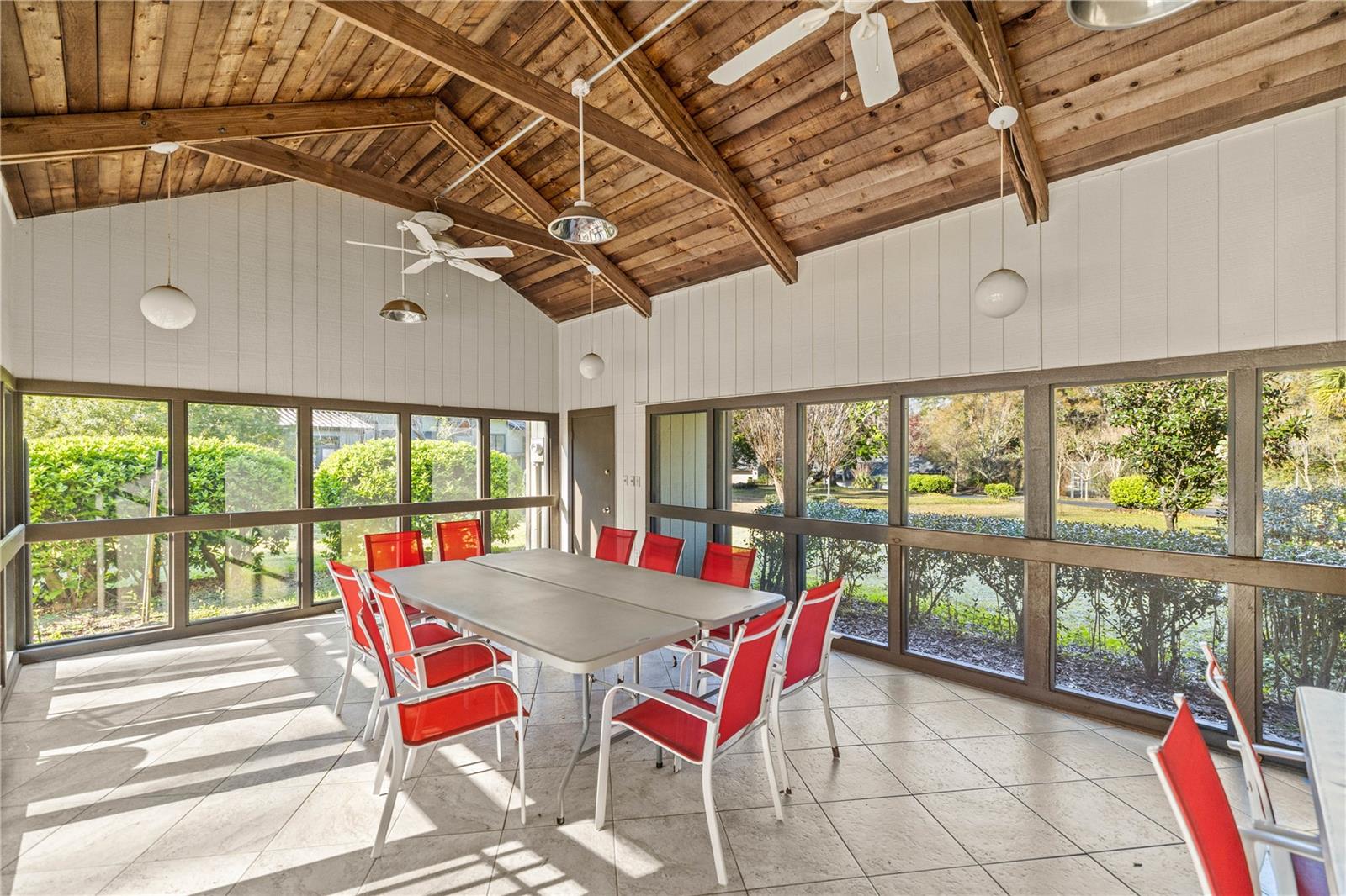CUMBERLAND CIRCLE - Residential