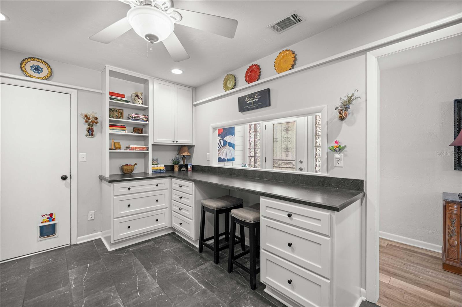 CUMBERLAND CIRCLE - Residential