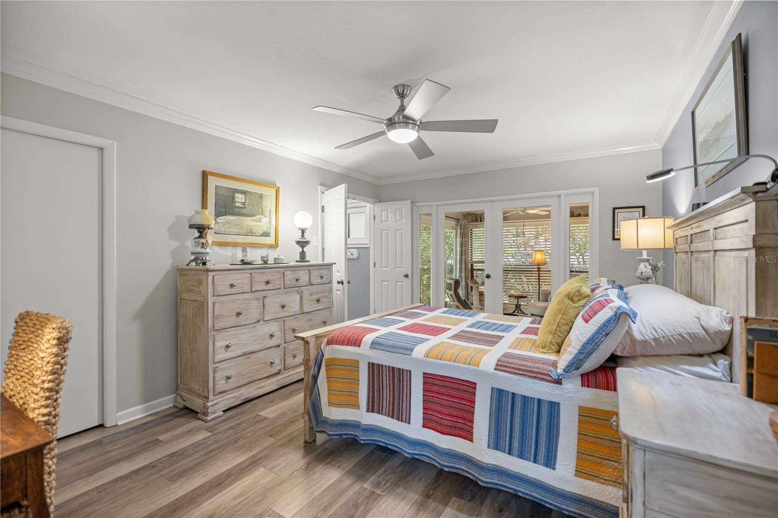 CUMBERLAND CIRCLE - Residential