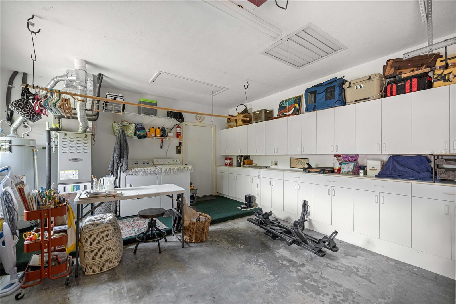 CUMBERLAND CIRCLE - Residential