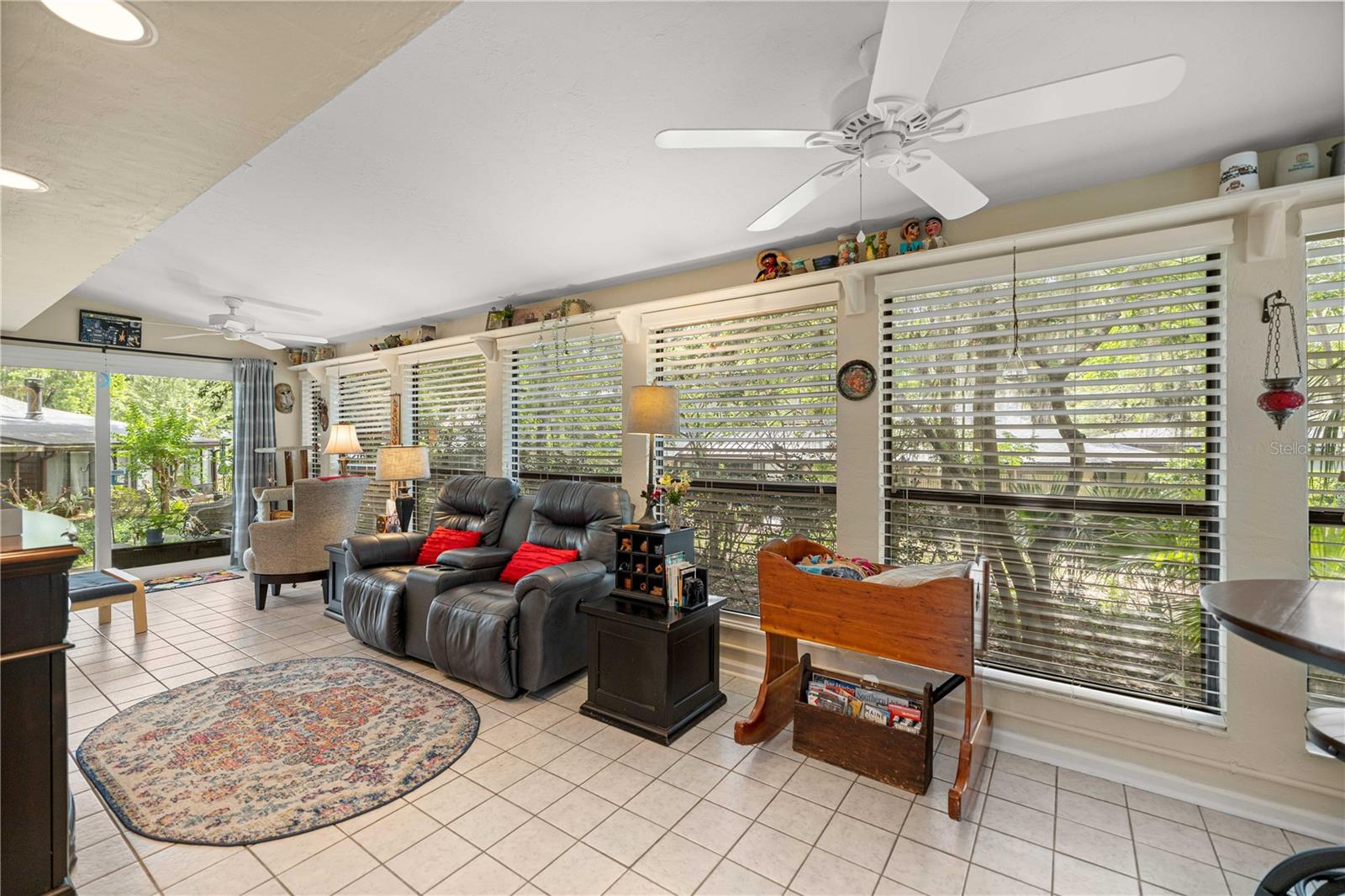 CUMBERLAND CIRCLE - Residential