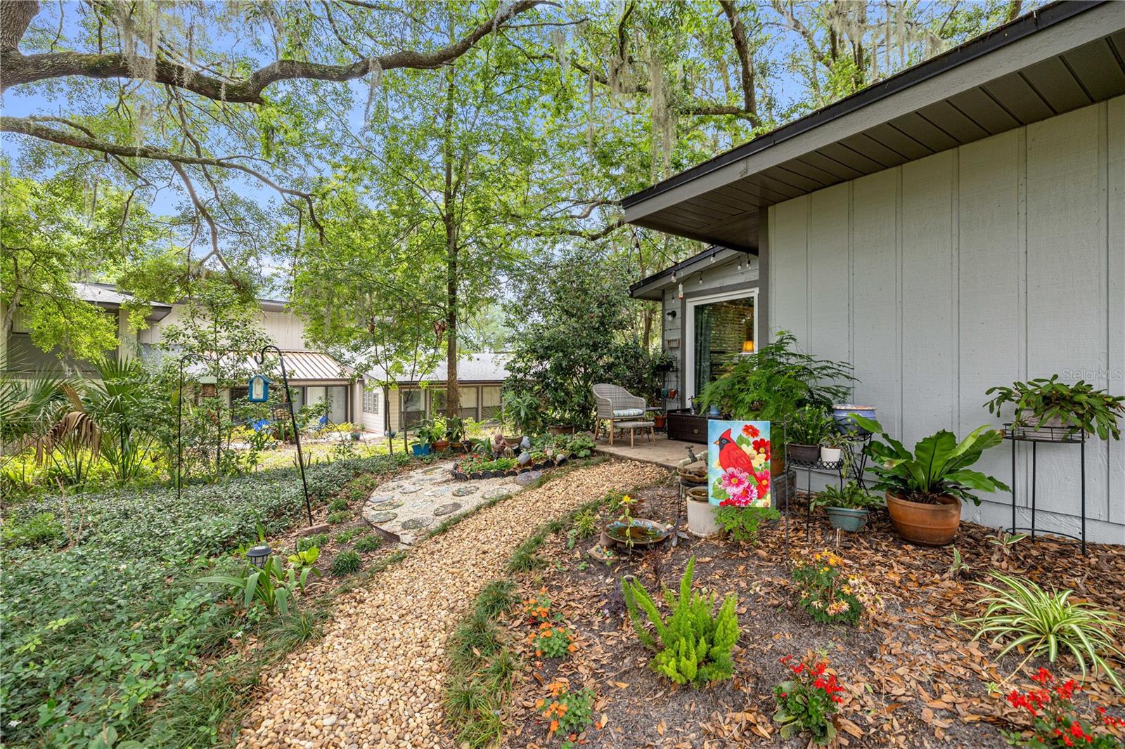 CUMBERLAND CIRCLE - Residential