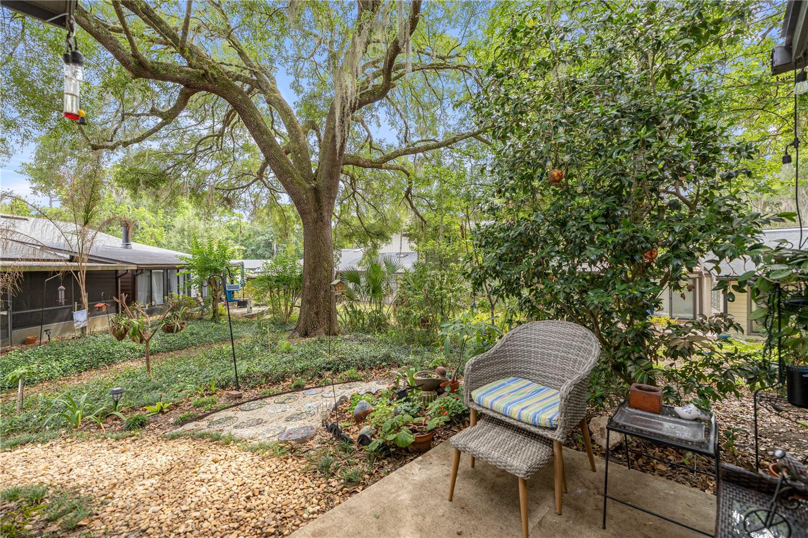 CUMBERLAND CIRCLE - Residential