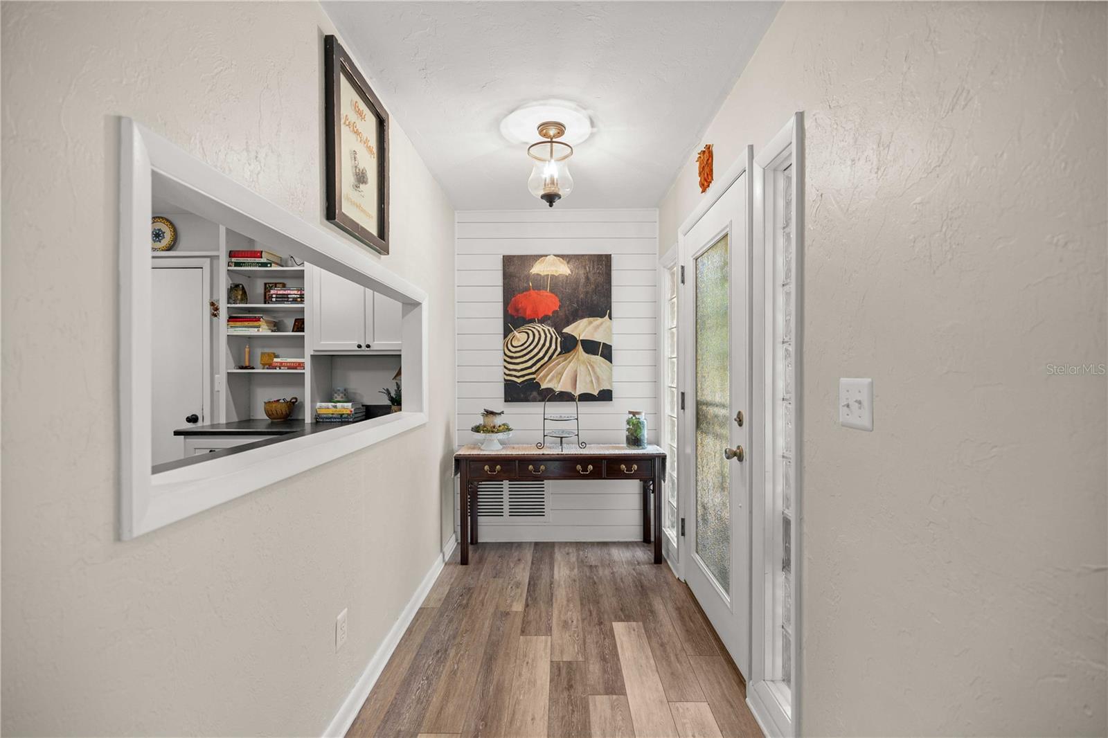 CUMBERLAND CIRCLE - Residential