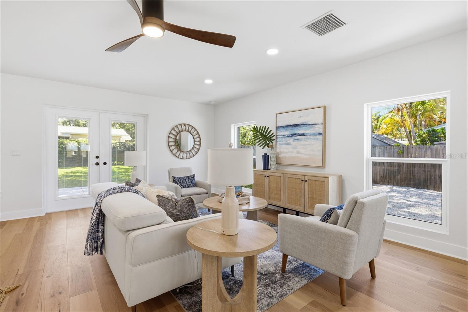 FAIRWAY ESTATES 7TH ADD - Residential