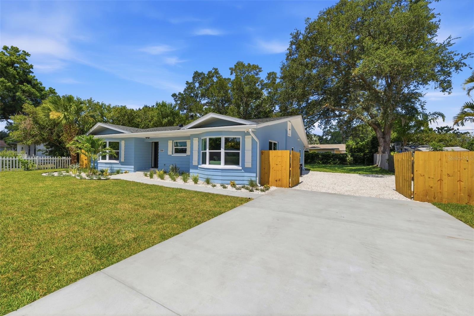 FAIRWAY ESTATES 7TH ADD - Residential