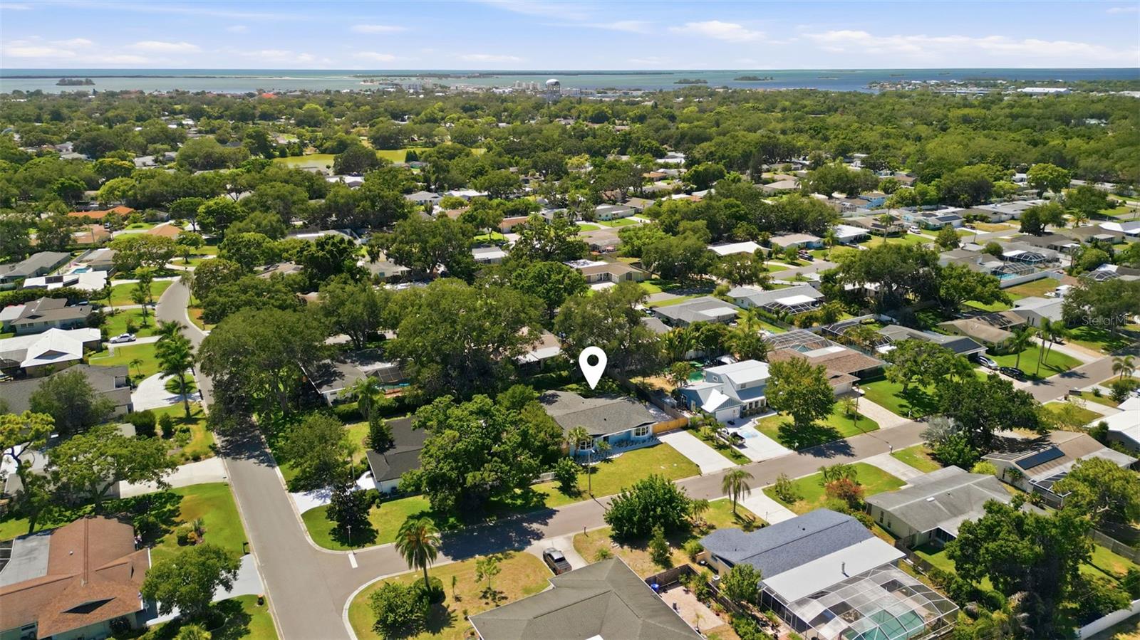 FAIRWAY ESTATES 7TH ADD - Residential