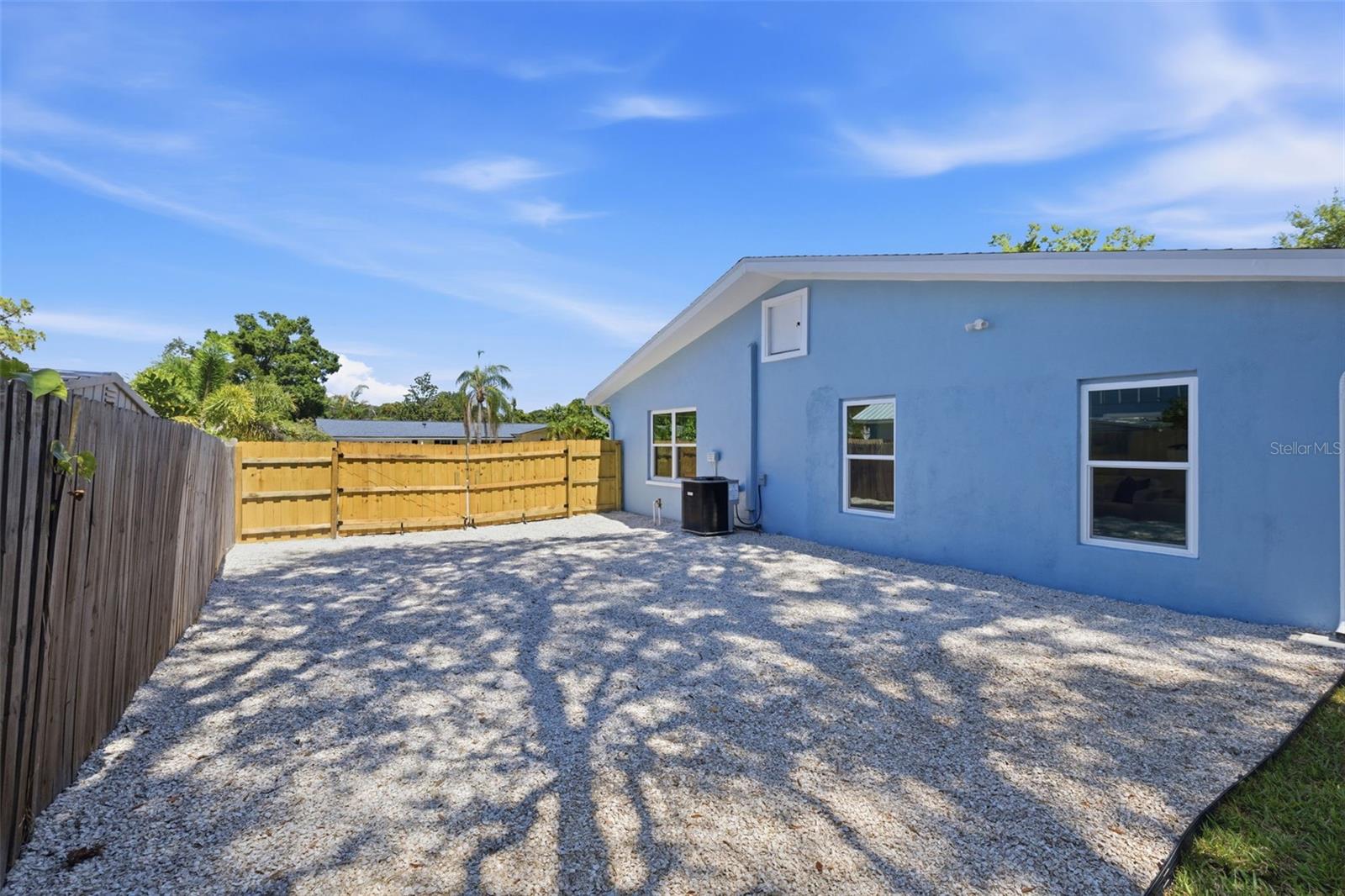 FAIRWAY ESTATES 7TH ADD - Residential