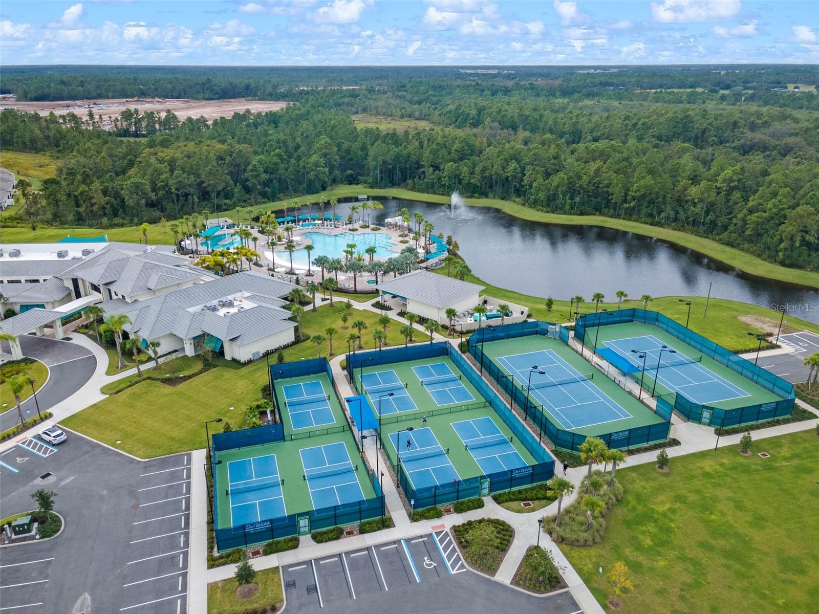 DEL WEBB SUNBRIDGE - Residential