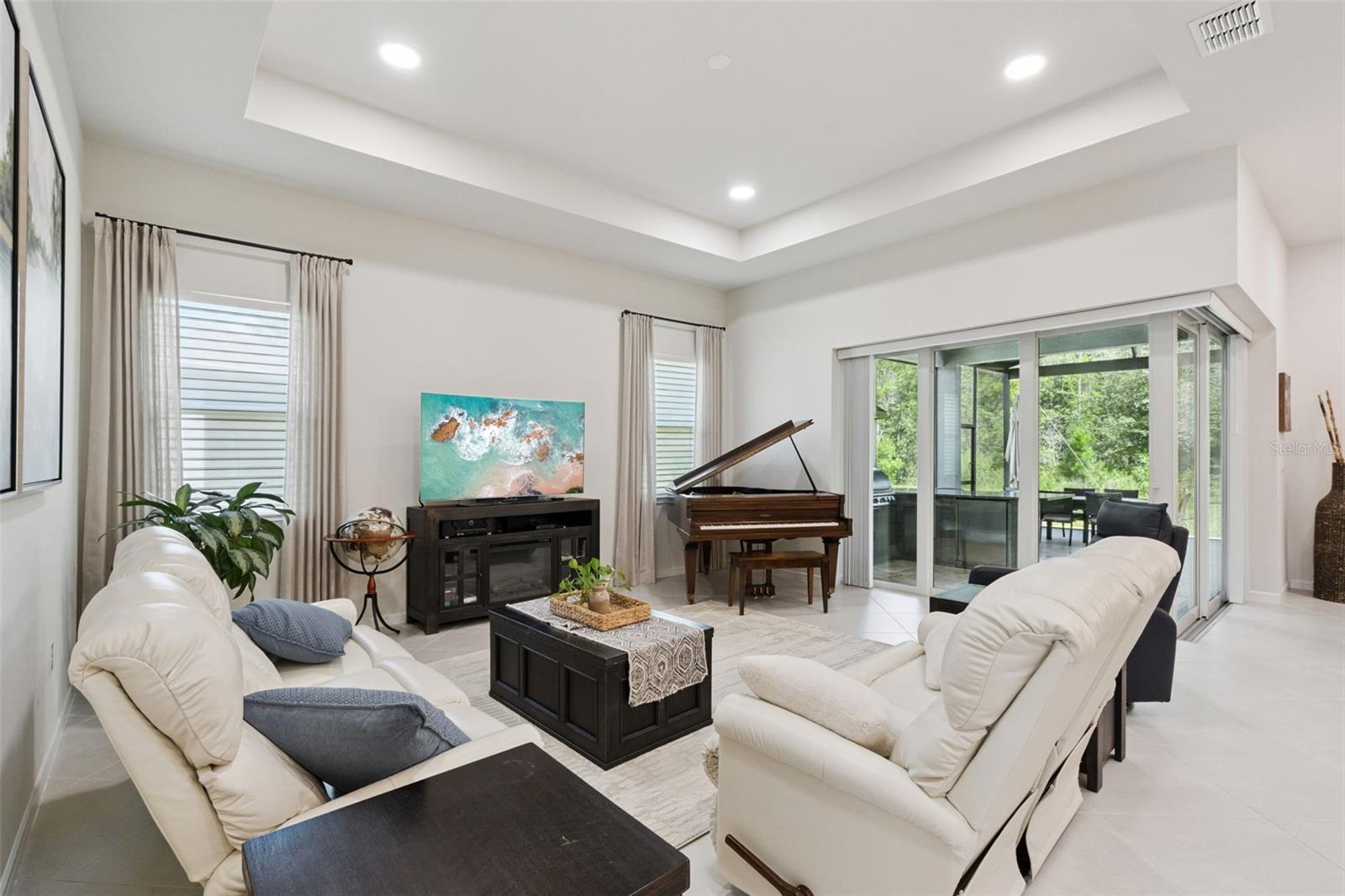 DEL WEBB SUNBRIDGE - Residential
