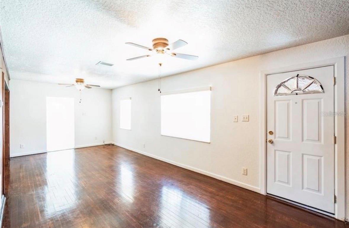 EUSTIS PINECREST - Residential