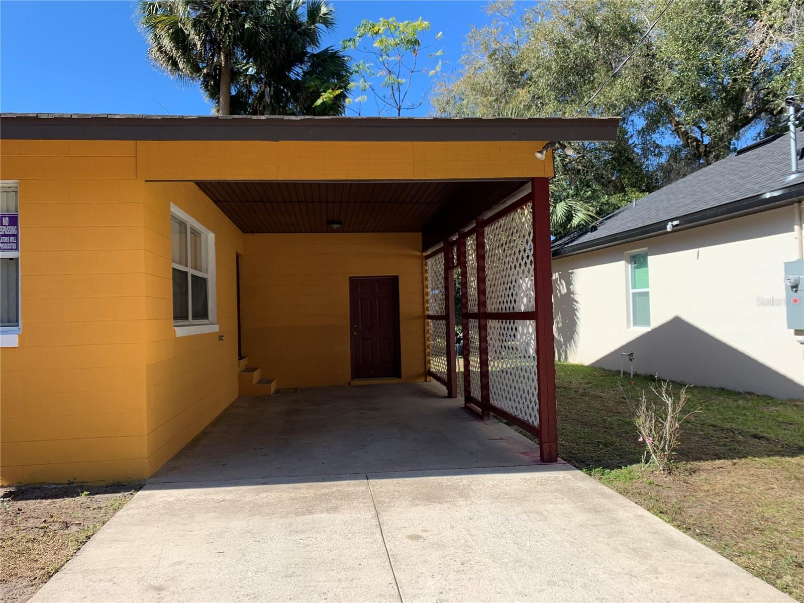 EUSTIS PINECREST - Residential