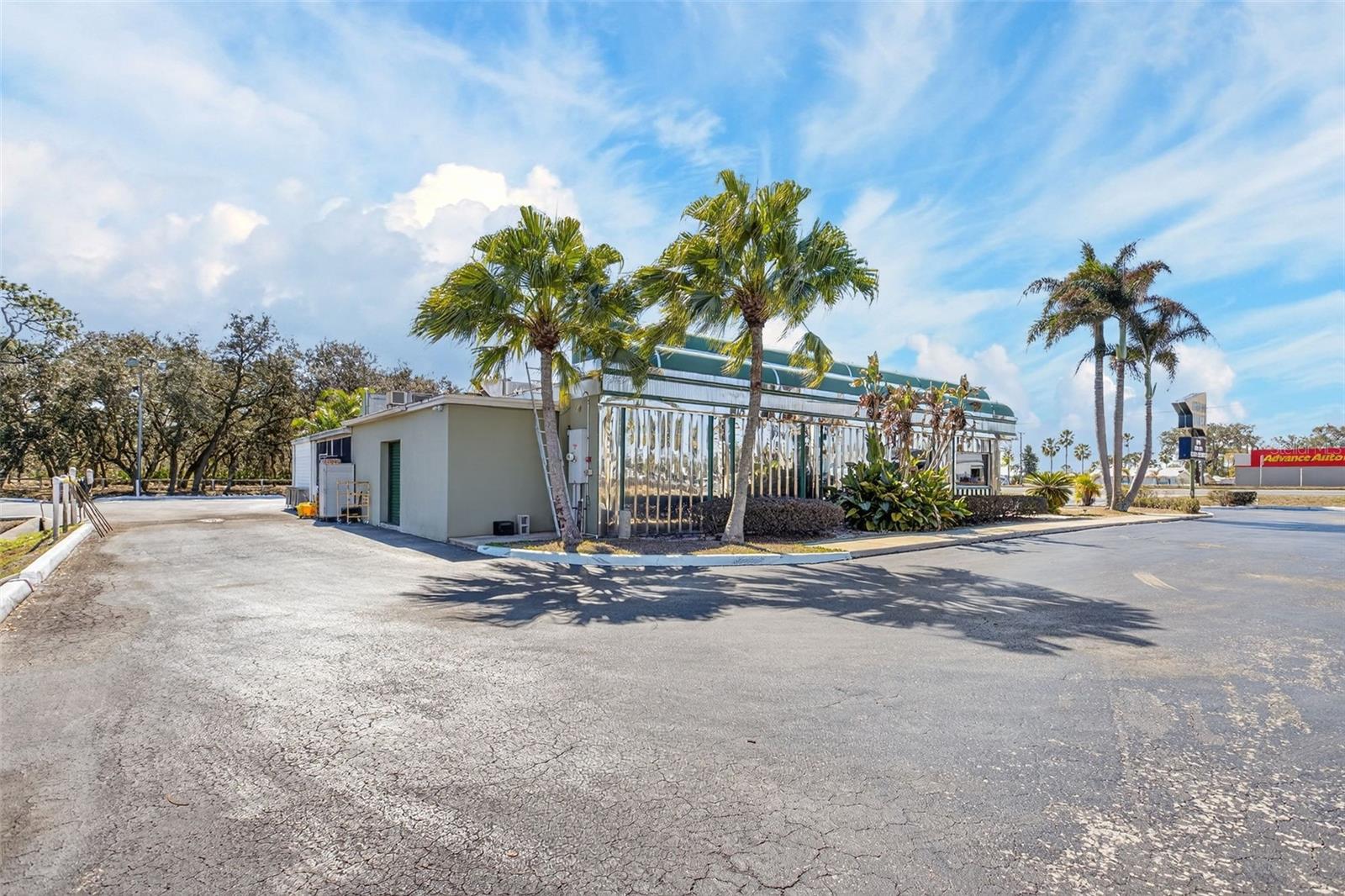 VAN VILLA SUB - Commercial Sale