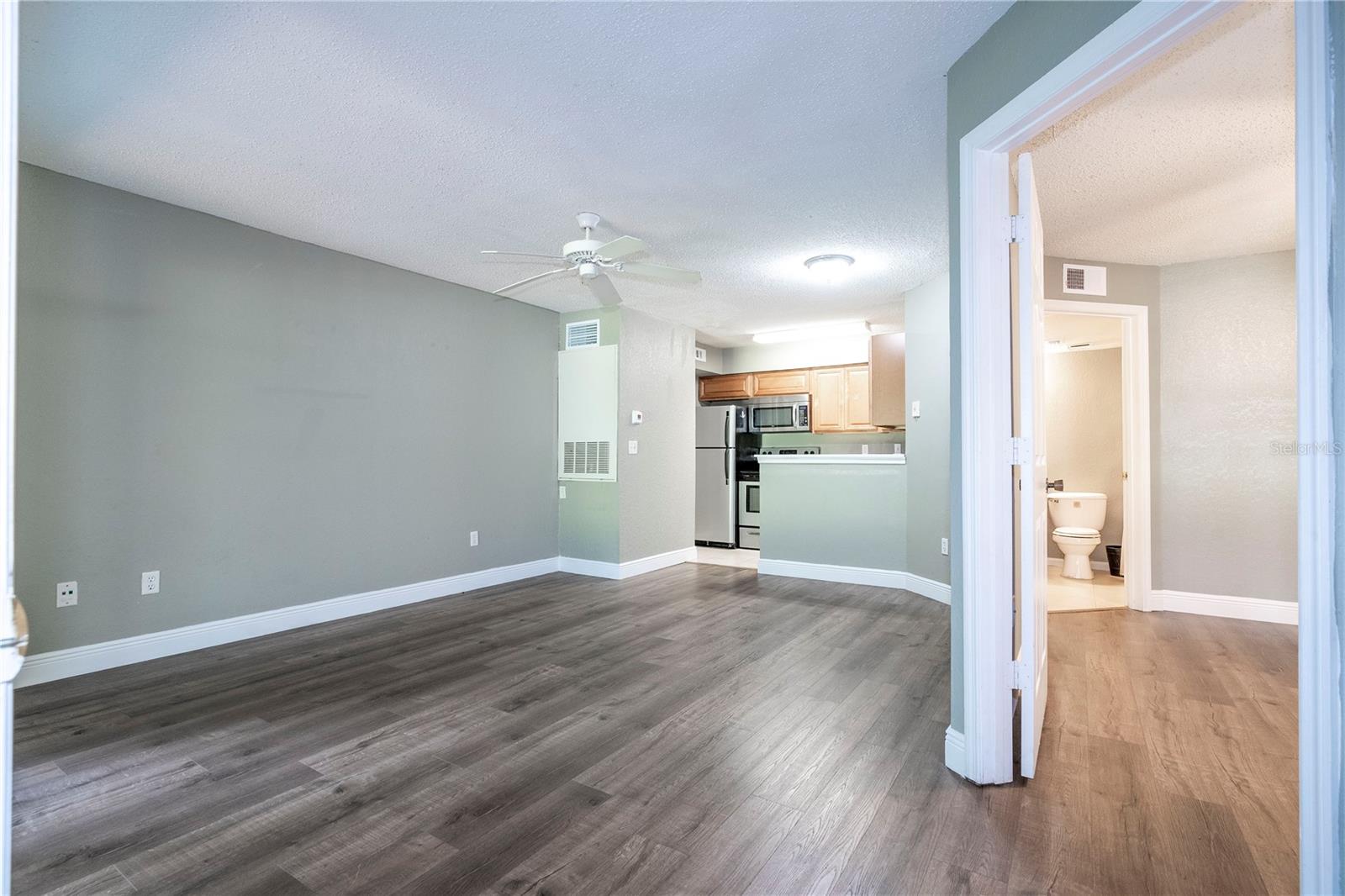 BELMONT/PK CENTRAL CONDO - Residential