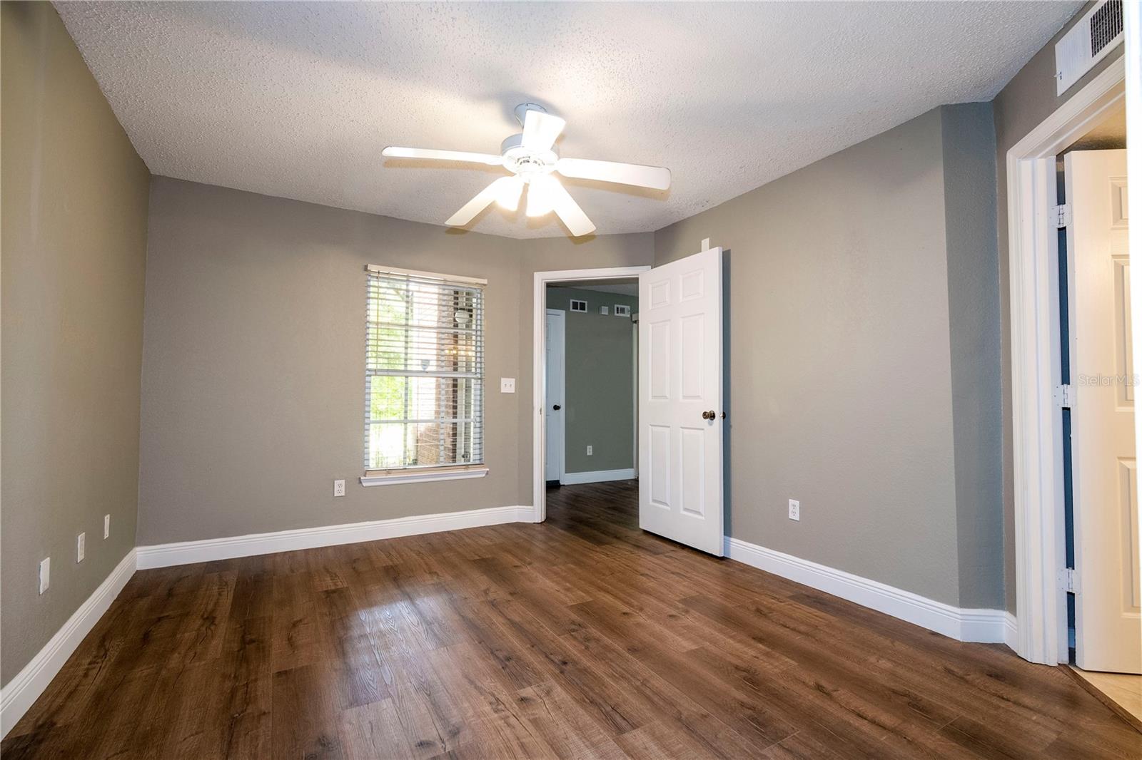 BELMONT/PK CENTRAL CONDO - Residential