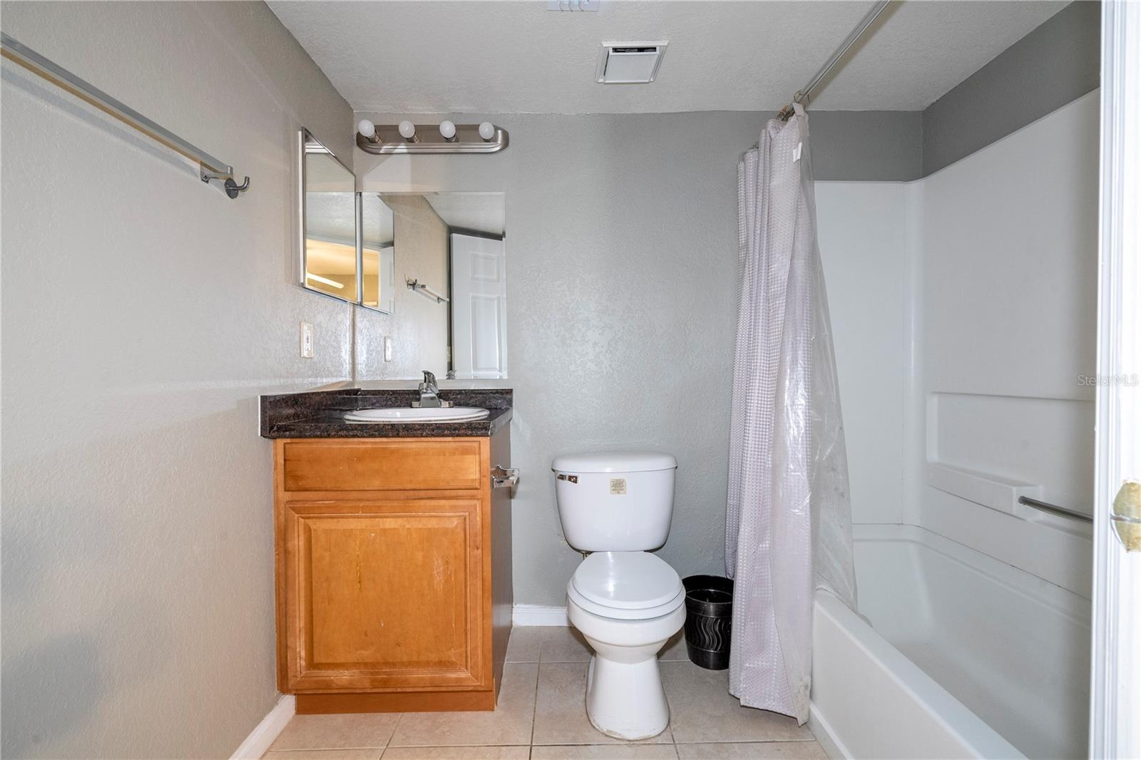 BELMONT/PK CENTRAL CONDO - Residential