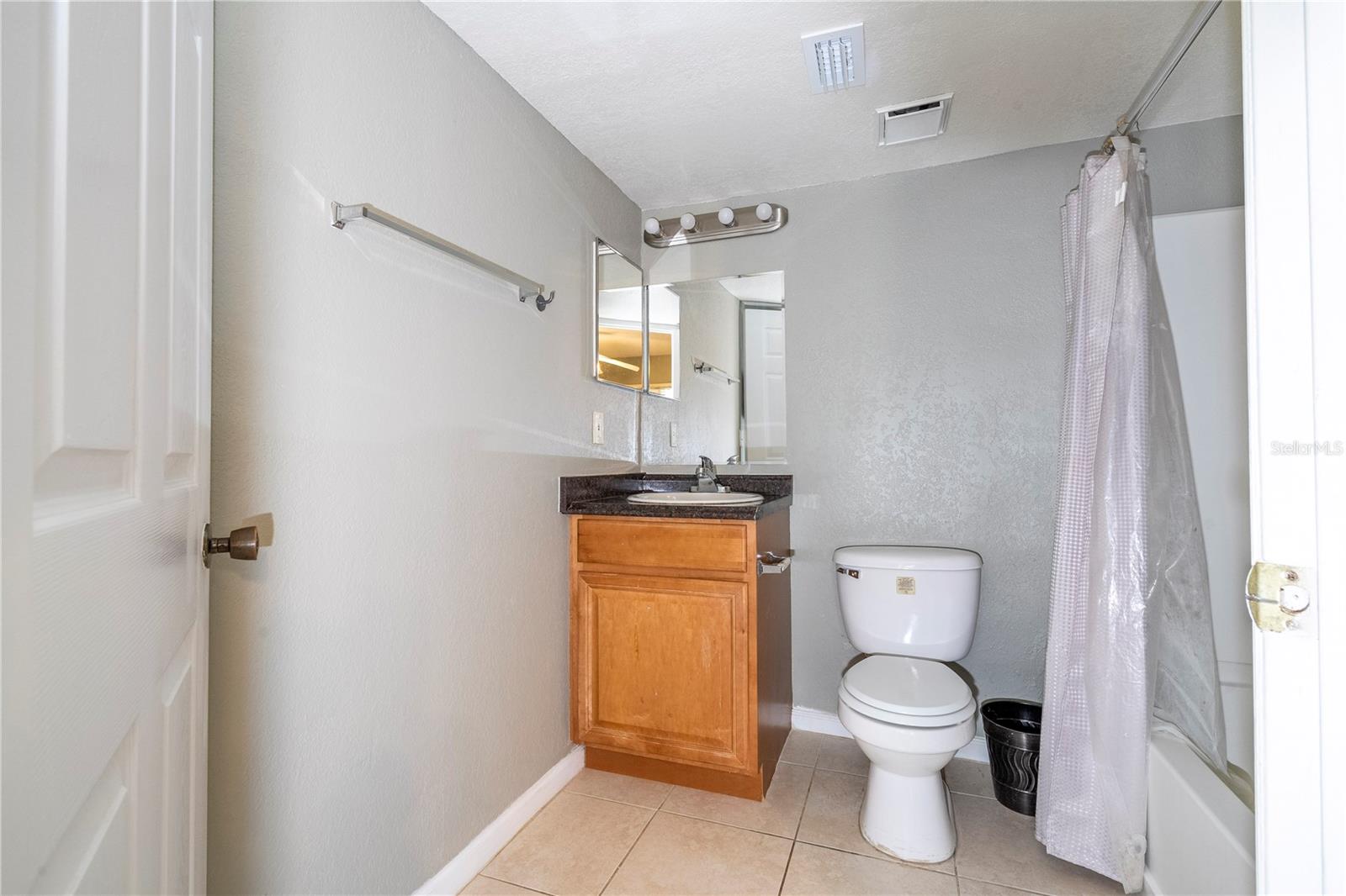 BELMONT/PK CENTRAL CONDO - Residential