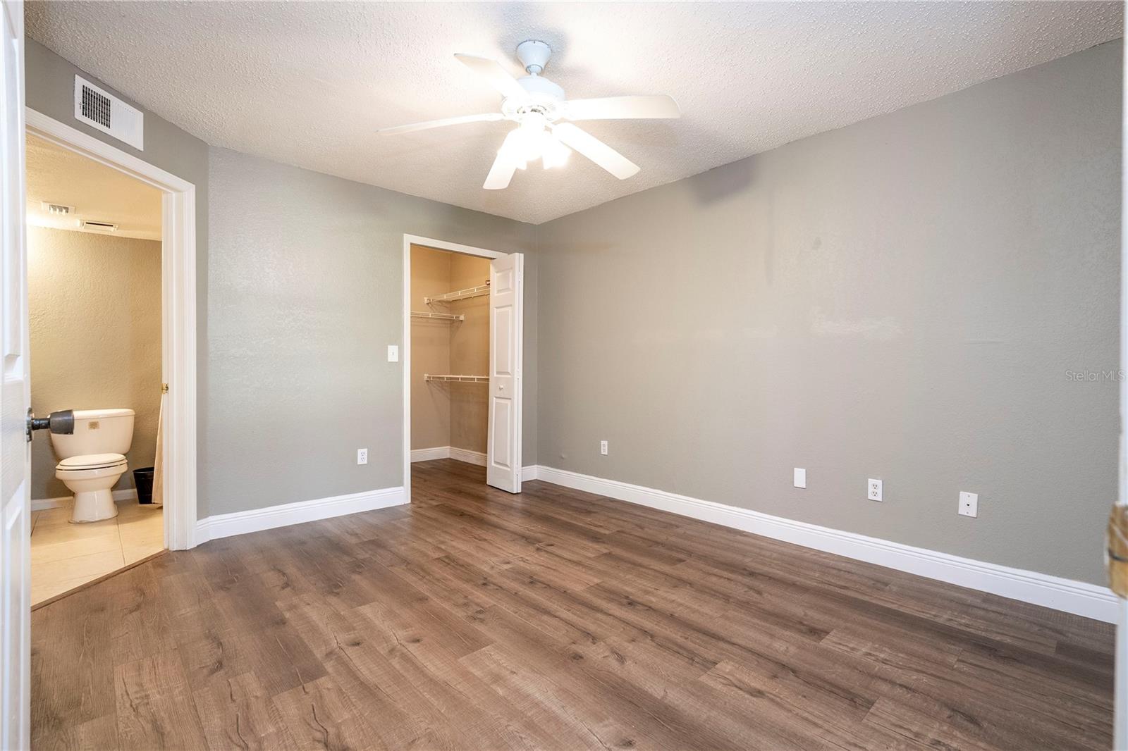 BELMONT/PK CENTRAL CONDO - Residential