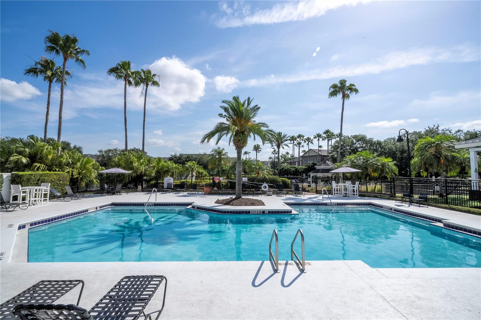 BELMONT/PK CENTRAL CONDO - Residential