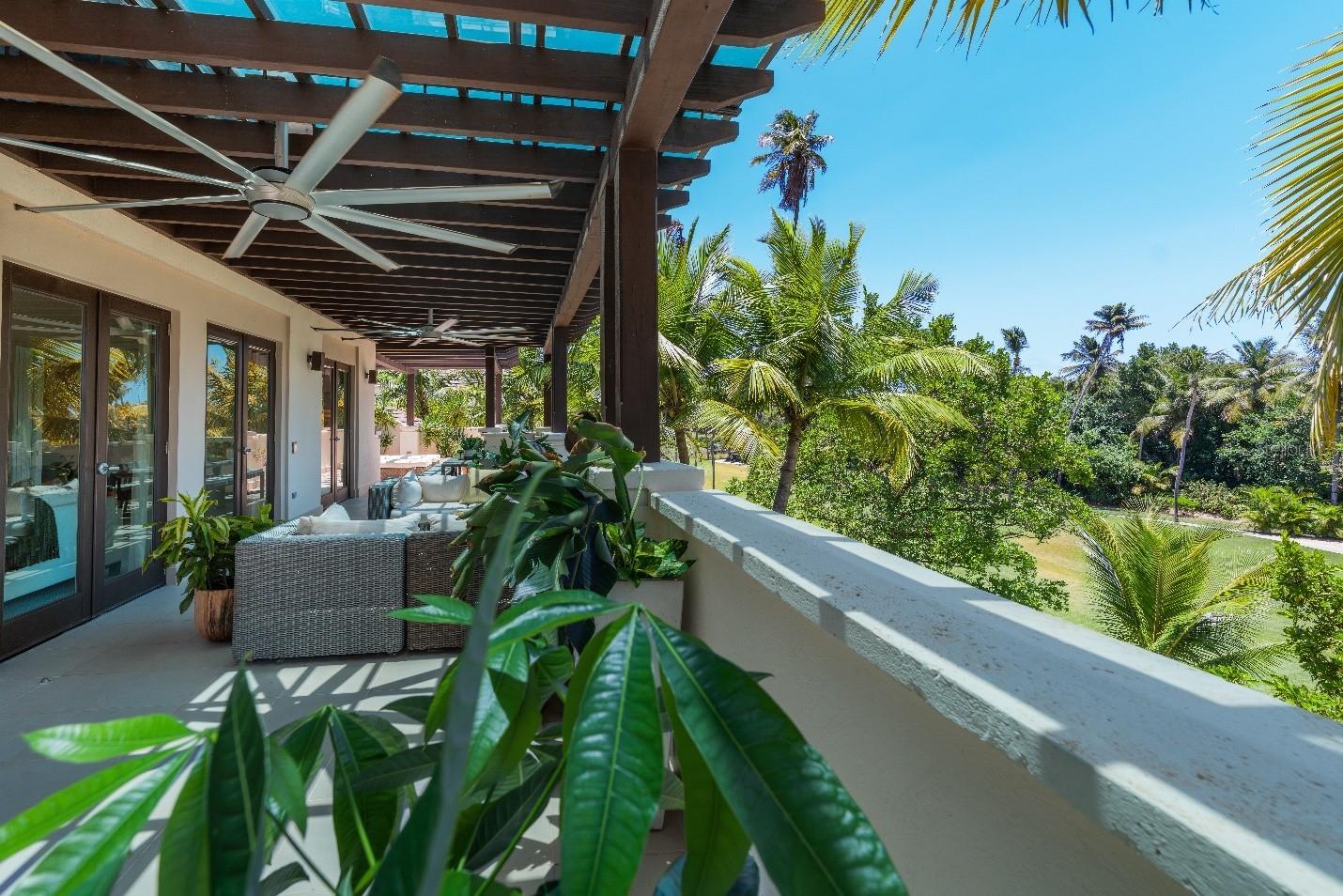 LAS VERANDAS CONDOMINIUM - Residential