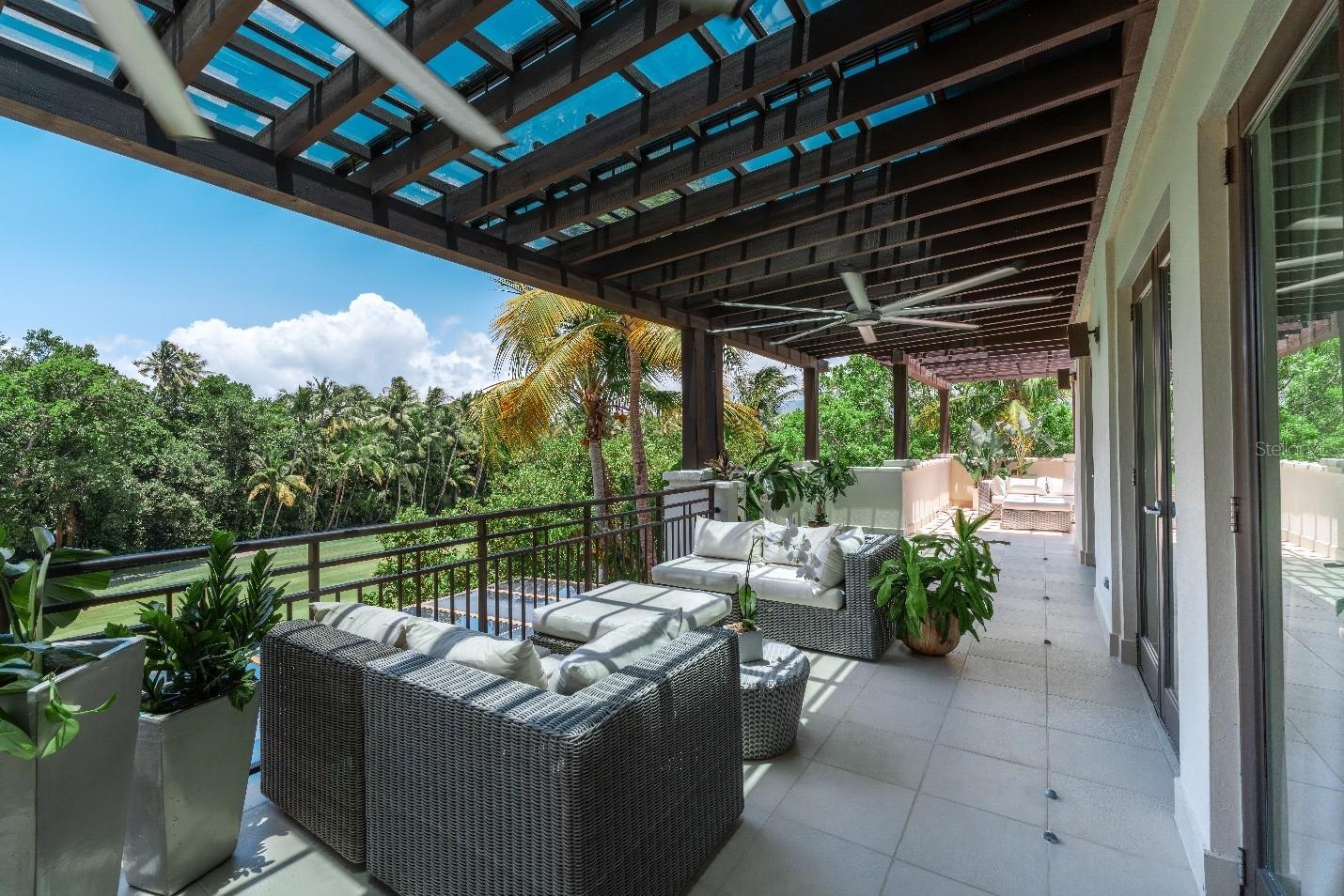 LAS VERANDAS CONDOMINIUM - Residential