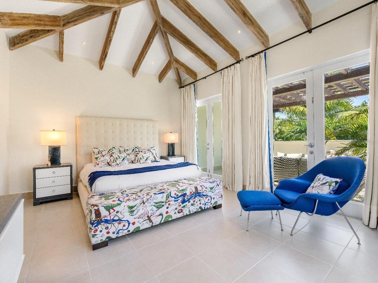 LAS VERANDAS CONDOMINIUM - Residential
