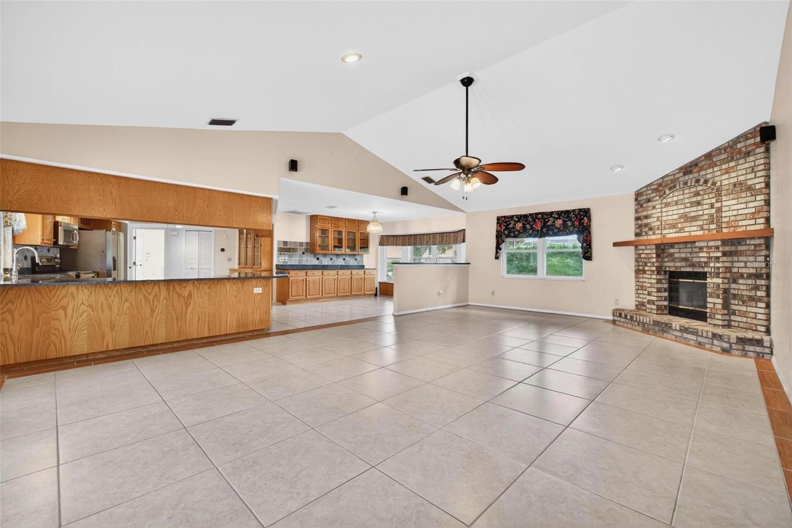 COLLINS ESTATES PH III - Residential