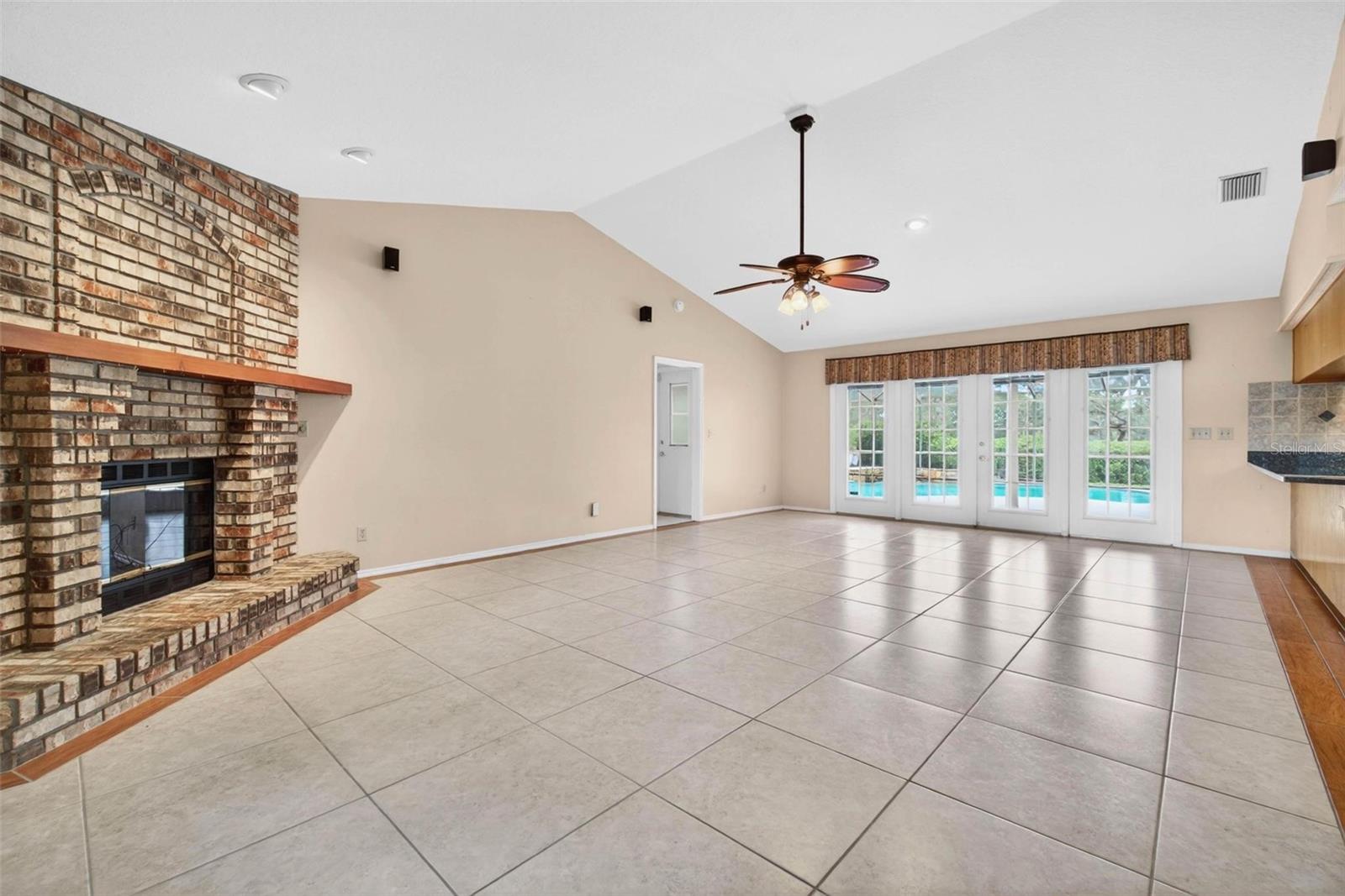 COLLINS ESTATES PH III - Residential
