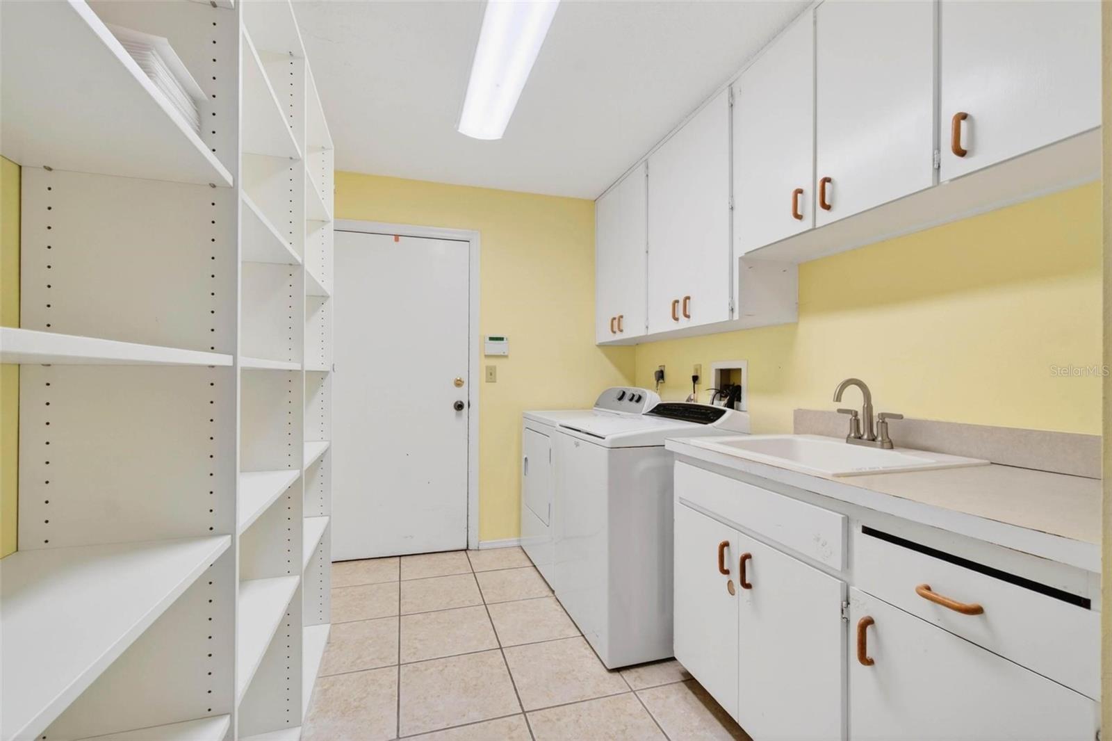 COLLINS ESTATES PH III - Residential
