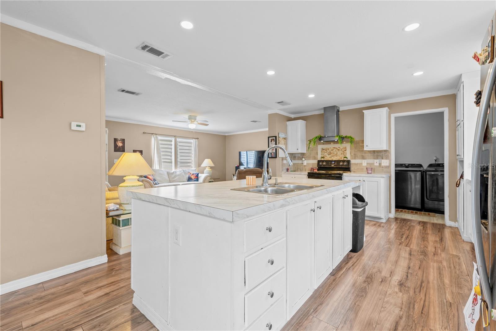 TREE LAND PARK - Residential