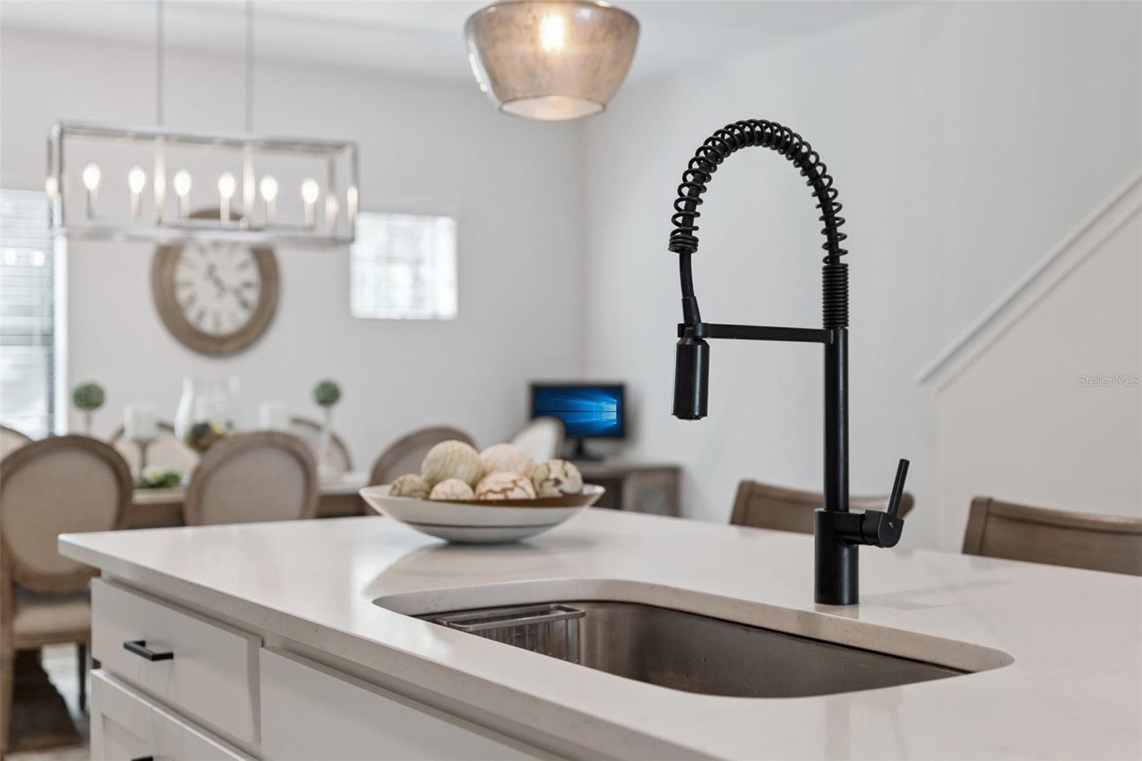 SEMINOLE CROSSING TOWNHOMES - Residential