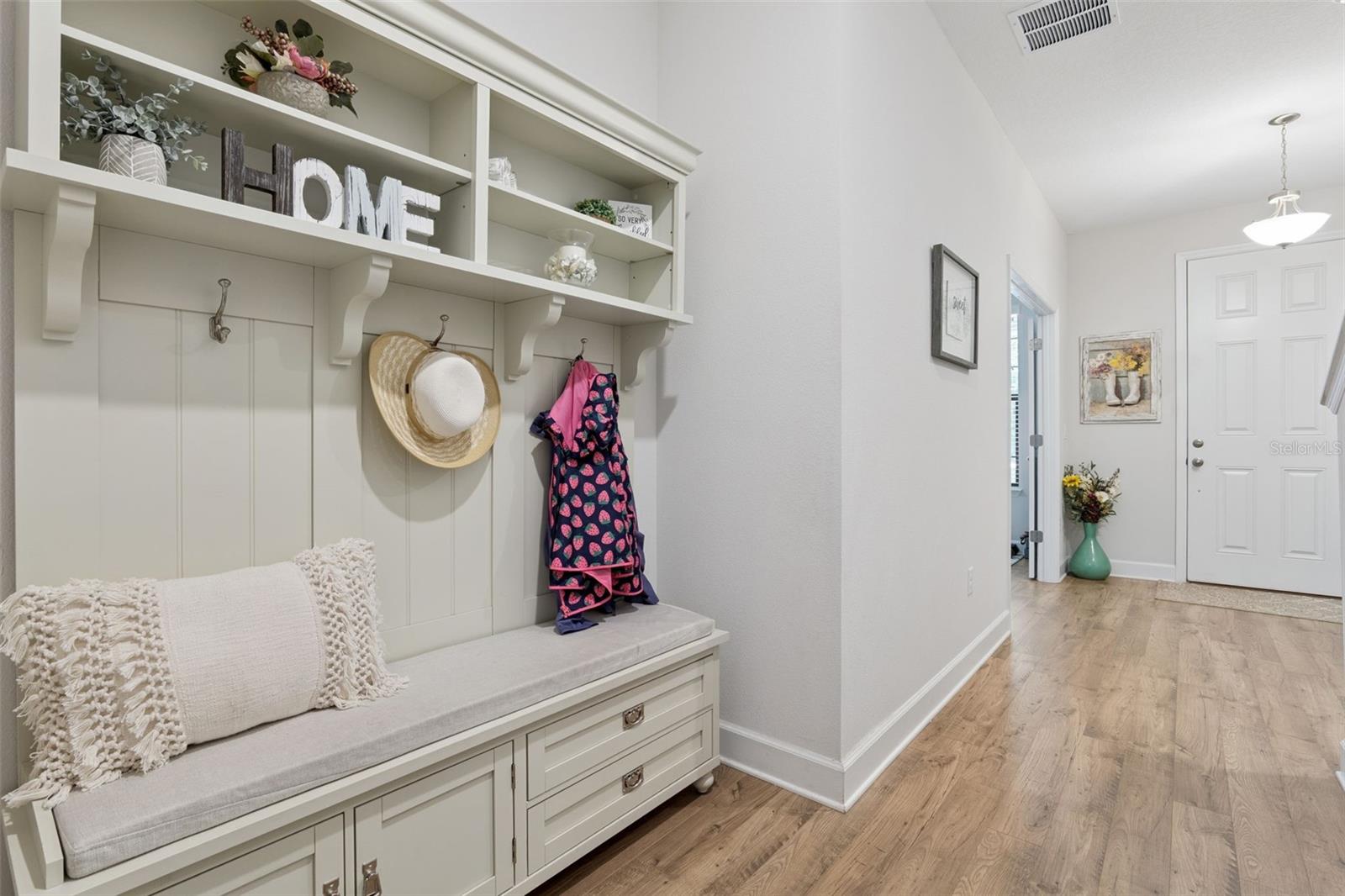SEMINOLE CROSSING TOWNHOMES - Residential