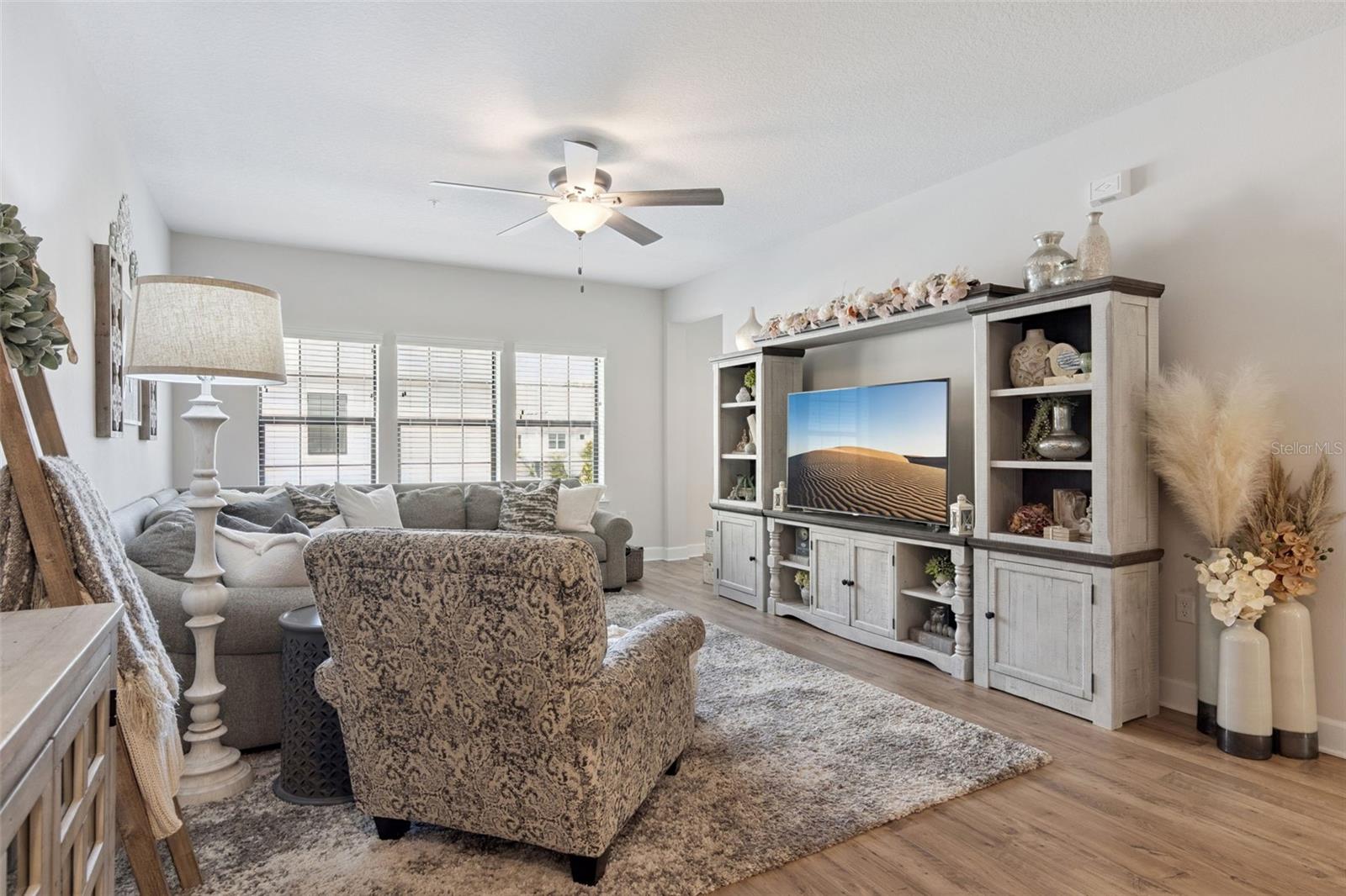 SEMINOLE CROSSING TOWNHOMES - Residential