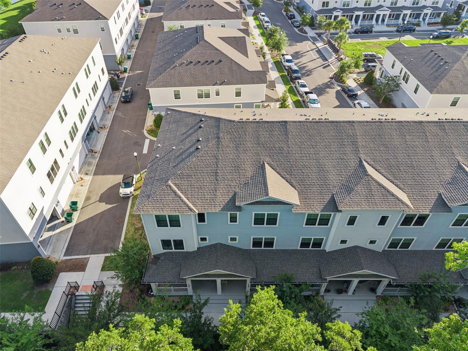 SEMINOLE CROSSING TOWNHOMES - Residential