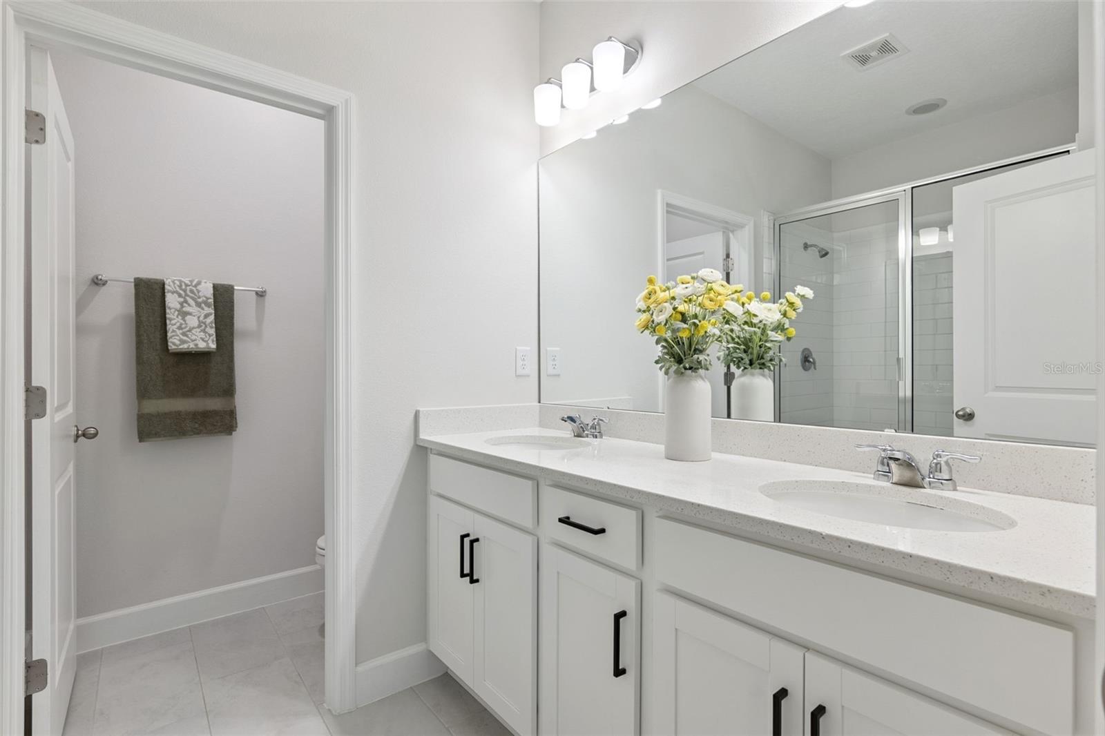 SEMINOLE CROSSING TOWNHOMES - Residential