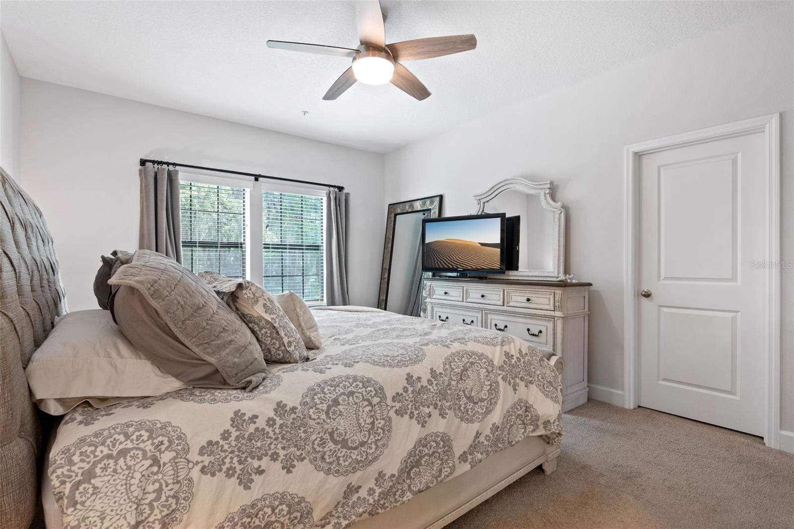 SEMINOLE CROSSING TOWNHOMES - Residential