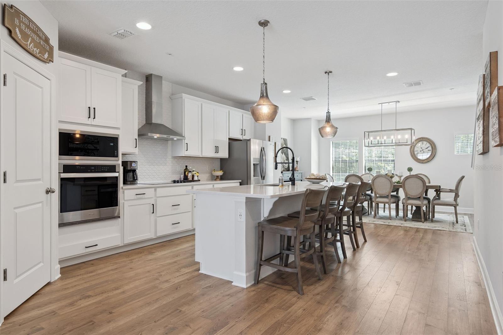 SEMINOLE CROSSING TOWNHOMES - Residential