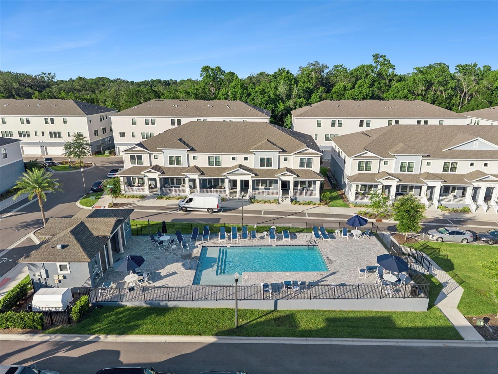 SEMINOLE CROSSING TOWNHOMES - Residential