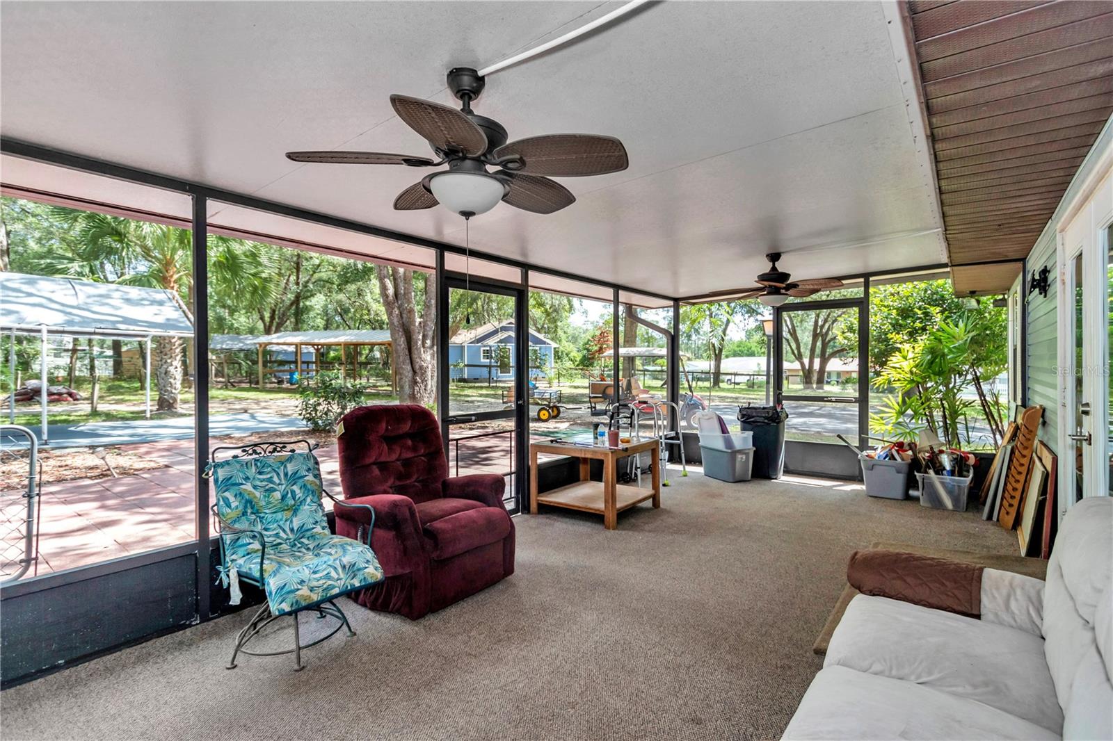 LAKE & FOREST CLUB - Residential