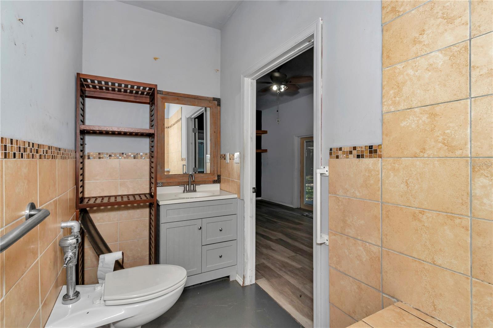 LAKE & FOREST CLUB - Residential