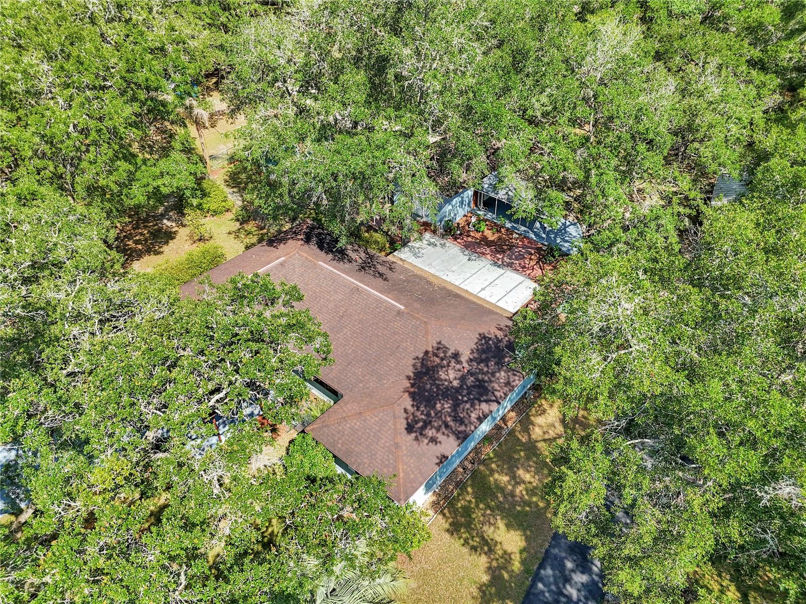 LAKE & FOREST CLUB - Residential