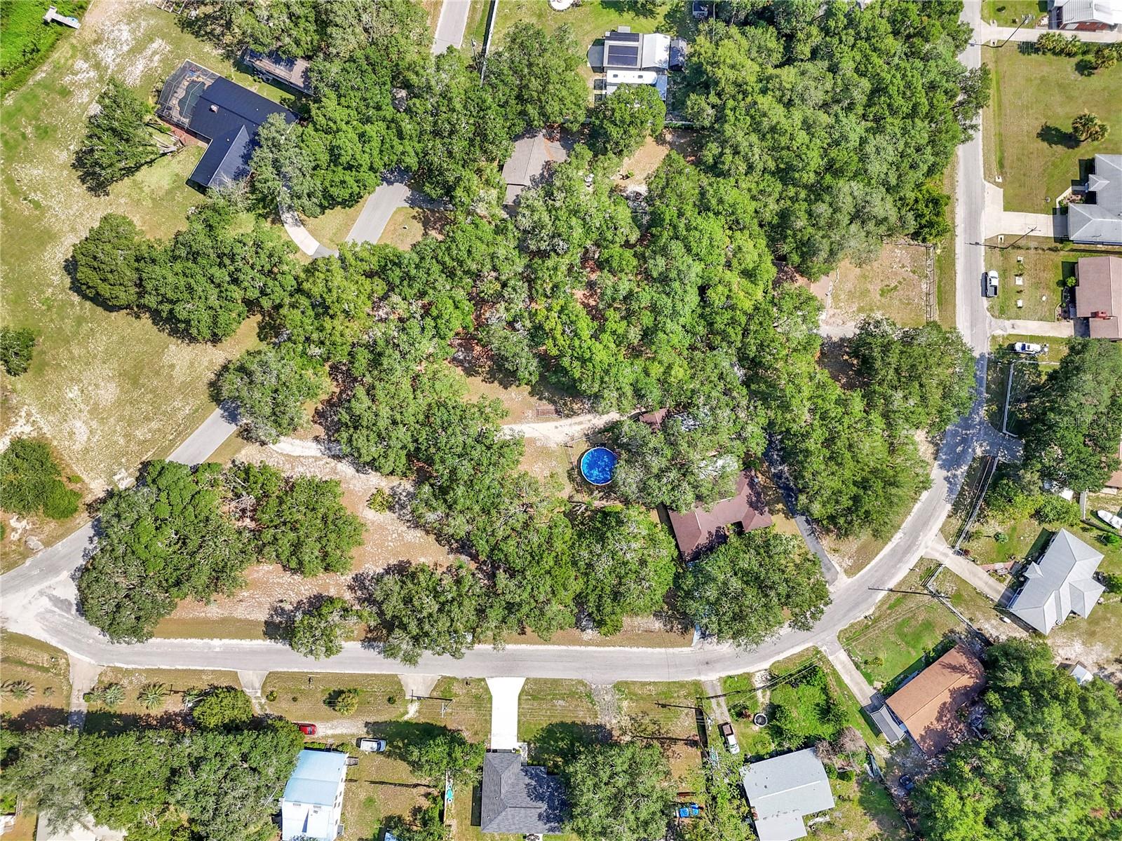 LAKE & FOREST CLUB - Residential