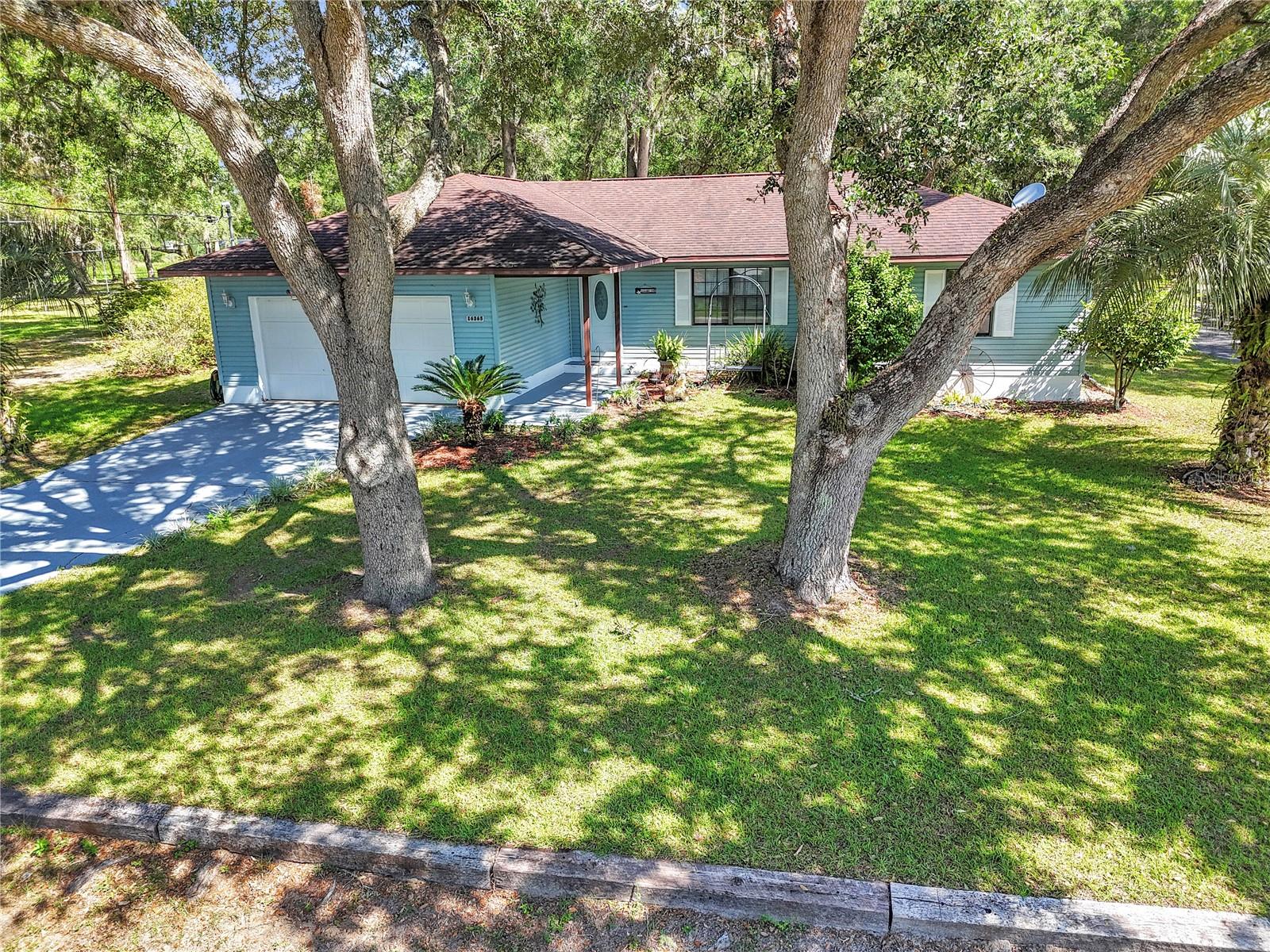 LAKE & FOREST CLUB - Residential