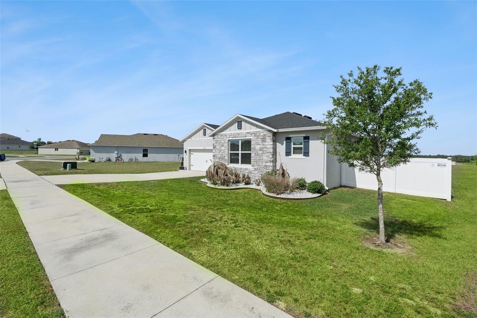 THE GARDENS AT LAKE JACKSON RIDGE PHASE 6 - Residential