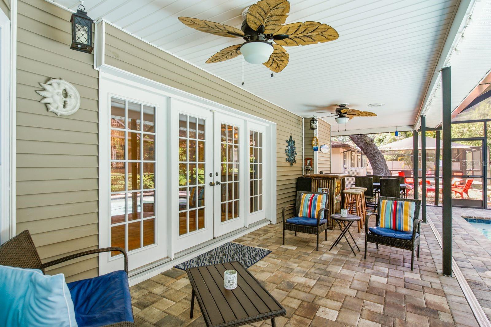 SPANISH OAKS - Residential