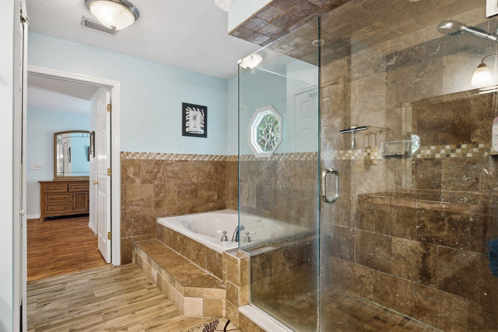 SPANISH OAKS - Residential