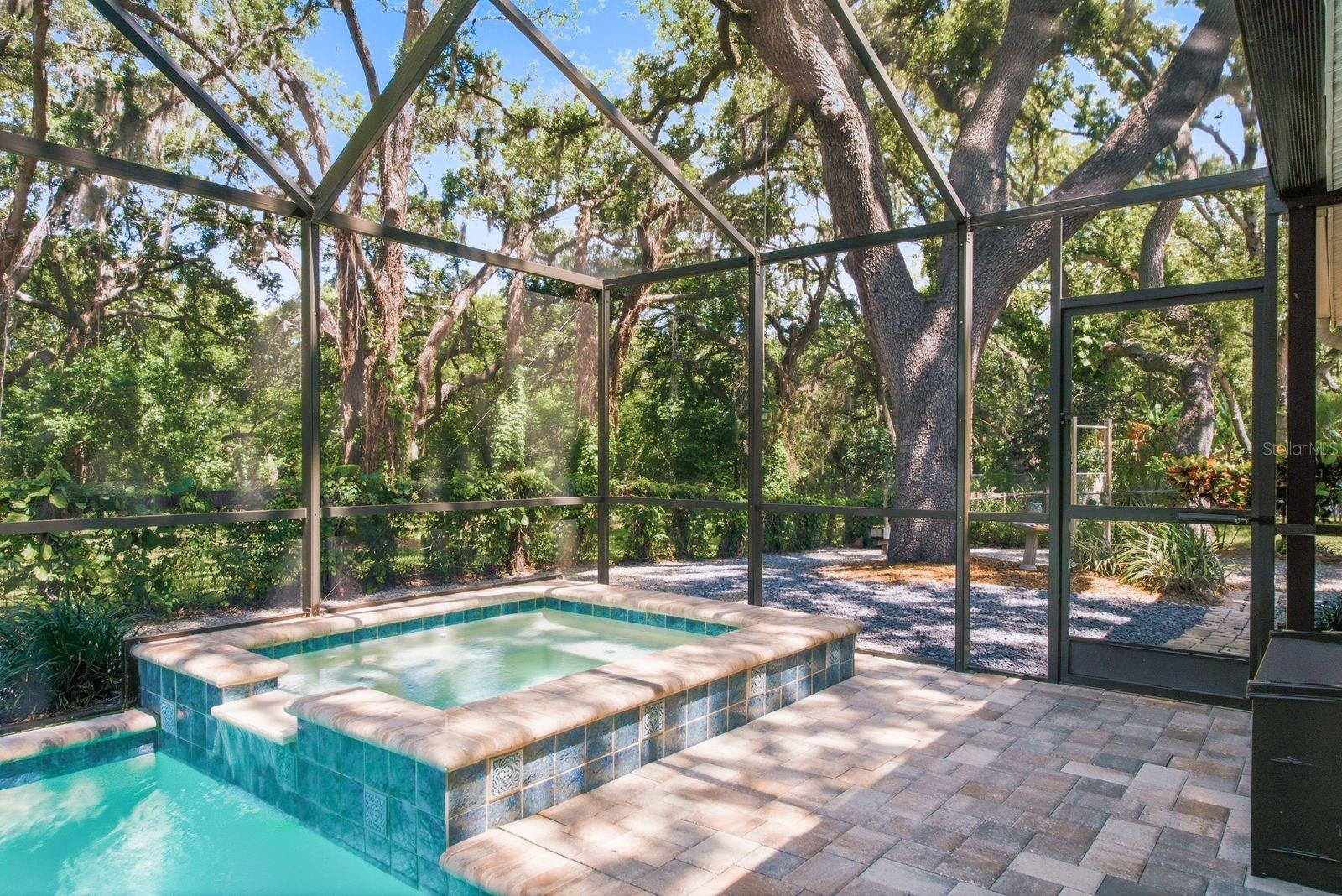 SPANISH OAKS - Residential